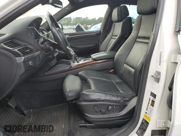 2011 BMW X6 50i with VIN 5UXFG8C51BLZ96811, listed as a Copart auction lot 75038764 with 0 mi miles and Salvage Title. Bid and sale history available at carsss.com. Image 7.