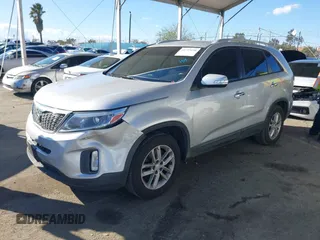 2014 Kia Sorento LX with VIN 5XYKT3A65EG434405, listed as a IAAI auction lot 41755440 with 154,019 mi miles. Bid and sale history available at carsss.com. Image 17.
