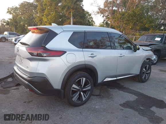 2022 Nissan Rogue SL with VIN 5N1BT3CA4NC718030, listed as a IAAI auction lot 41520978 with 68,532 mi miles. Bid and sale history available at carsss.com. Image 4.