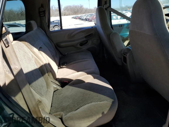 1999 Ford Expedition XLT with VIN 1FMPU18L0XLB96873, listed as a Copart auction lot 46367415 with 161,282 mi miles and Salvage title. Bid and sale history available at DreamBid. Image 12.