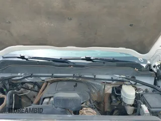 2015 Chevrolet Silverado 2500HD Work Truck z VIN 1GC2KUEG2FZ544827, wystawiony jako IAAI lot #42742386 z przebiegiem 176 272 mil mil oraz . Historia ofert i sprzedaży dostępna na DreamBid. Obrazek 18.