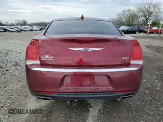 2020 Chrysler 300 Limited z VIN 2C3CCAEG0LH102810, wystawiony jako Copart lot #54324145 z przebiegiem 78 121 mil mil oraz Szkoda całkowita • Salvage title. Historia ofert i sprzedaży dostępna na DreamBid. Obrazek 6.