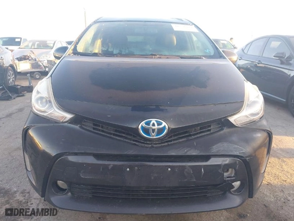 2015 Toyota Prius v Two with VIN JTDZN3EU5FJ033987, listed as a IAAI auction lot 41756012 with 179,660 mi miles. Bid and sale history available at carsss.com. Image 13.