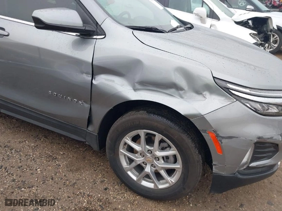 2024 Chevrolet Equinox LT with VIN 3GNAXKEG2RS195274, listed as a IAAI auction lot 41019948 with 19,531 mi miles. Bid and sale history available at carsss.com. Image 6.