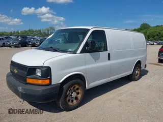 2014 Chevrolet Express Cargo with VIN 1GCSGAFX5E1152985, listed as a IAAI auction lot 42483478 with 208,518 mi miles and . Bid and sale history available at DreamBid. Image 17.