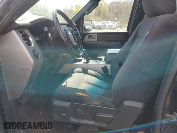 2016 Ford Expedition Max XLT z VIN 1FMJK1JT7GEF02705, wystawiony jako Copart lot #52320825 z przebiegiem 150 294 mil mil oraz Czysty tytuł • Clean title. Historia ofert i sprzedaży dostępna na DreamBid. Obrazek 7.