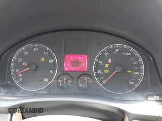 2008 Volkswagen Jetta SE с VIN 3VWRM71K08M108404, выставлен на аукционе IAAI как лот 42469456 с пробегом 125 575 миль миль и . История ставок и продаж доступна на DreamBid. Изображение 7.