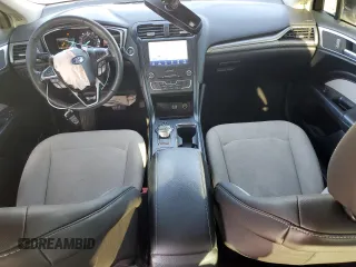 2020 Ford Fusion SE with VIN 3FA6P0HD5LR245402, listed as a Copart auction lot 55028135 with 51,332 mi miles and Salvage Title. Bid and sale history available at DreamBid. Image 8.