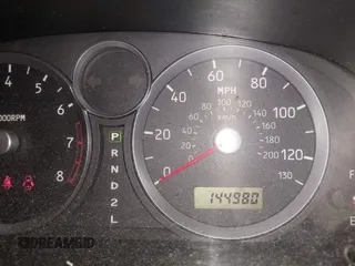 2005 Suzuki Aerio S z VIN JS2RA62S255250278, wystawiony jako IAAI lot #41322109 z przebiegiem 144 980 mil mil oraz . Historia ofert i sprzedaży dostępna na DreamBid. Obrazek 7.