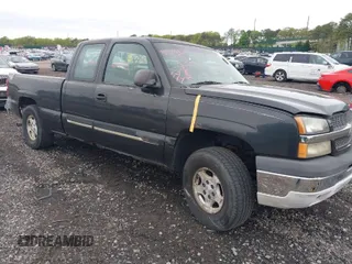 2003 Chevrolet Silverado 1500 LT with VIN 1GCEK19T63E244858, listed as a IAAI auction lot 39411224 with 192,271 mi miles. Bid and sale history available at carsss.com. Image 1.