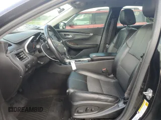 2015 Chevrolet Impala LT z VIN 1G1125S38FU144215, wystawiony jako Copart lot #57964915 z przebiegiem 125 922 mil mil oraz Szkoda całkowita • Salvage title. Historia ofert i sprzedaży dostępna na DreamBid. Obrazek 7.