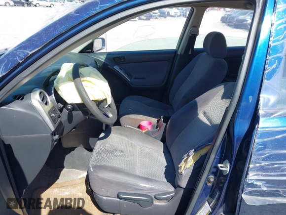 2006 Toyota Matrix STD with VIN 2T1KR32E86C568648, listed as a IAAI auction lot 41875552 with 134,042 mi miles and . Bid and sale history available at carsss.com. Image 5.
