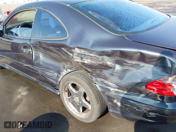 2002 Mercedes-Benz CLK 320/430 with VIN WDBLJ70G92T093794, listed as a IAAI auction lot 41239094 with 237,286 mi miles and . Bid and sale history available at DreamBid. Image 6.