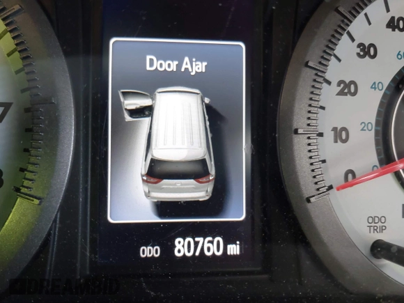 2020 Toyota Sienna SE with VIN 5TDXZ3DC7LS062183, listed as a IAAI auction lot 41791032 with 80,760 mi miles. Bid and sale history available at carsss.com. Image 15.