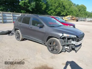 2018 Jeep Cherokee Latitude with VIN 1C4PJMCBXJD597667, listed as a IAAI auction lot 42486786 with 149,081 mi miles and . Bid and sale history available at DreamBid. Image 1.