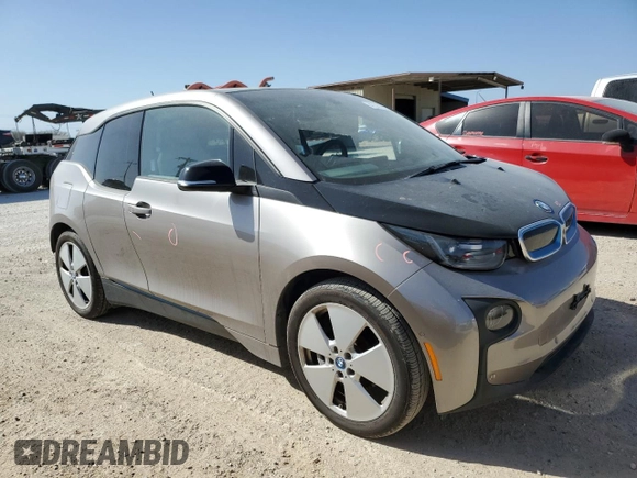 2015 BMW i3 z VIN WBY1Z2C59FV287023, wystawiony jako Copart lot #47861625 z przebiegiem 55 177 mil mil oraz Czysty tytuł • Clean title. Historia ofert i sprzedaży dostępna na DreamBid. Obrazek 4.