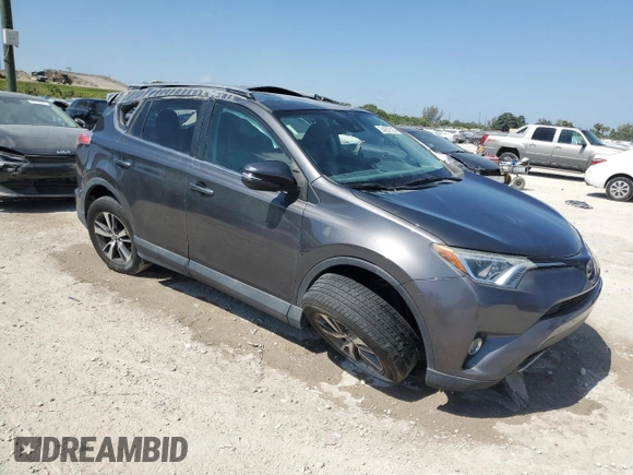 2018 Toyota RAV4 XLE with VIN 2T3WFREV1JW475641, listed as a Copart auction lot 54357525 with 53,609 mi miles and Salvage Title. Bid and sale history available at DreamBid. Image 4.