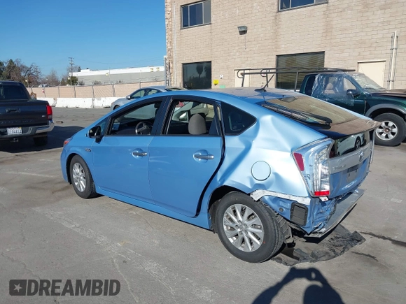 2014 Toyota Prius with VIN JTDKN3DP1E3054710, listed as a IAAI auction lot 41421809 with 113,607 mi miles and . Bid and sale history available at DreamBid. Image 3.