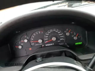 2003 Ford Explorer XLS z VIN 1FMZU62KX3ZA52065, wystawiony jako Copart lot #47872915 z przebiegiem 205 962 mil mil oraz Nie do naprawy • Non repairable. Historia ofert i sprzedaży dostępna na DreamBid. Obrazek 9.
