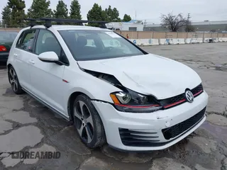 2015 Volkswagen Golf GTI SE with VIN 3VW5T7AU8FM086572, listed as a IAAI auction lot 41708044 with 186,150 mi miles. Bid and sale history available at carsss.com. Image 6.
