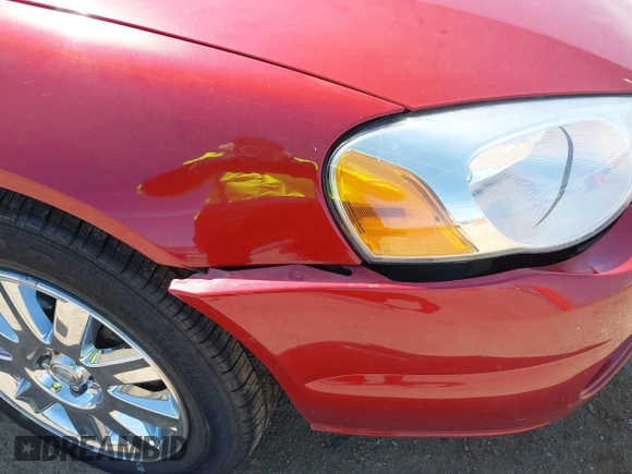 2005 Chrysler Sebring Limited with VIN 1C3EL65R75N664561, listed as a IAAI auction lot 42052562 with 121,333 mi miles and . Bid and sale history available at DreamBid. Image 6.