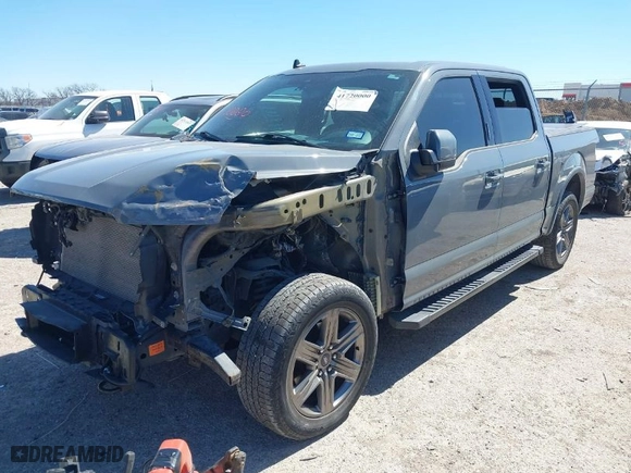 2020 Ford F-150 XL with VIN 1FTEW1EP1LKE75567, listed as a IAAI auction lot 41720000 with 61,866 mi miles. Bid and sale history available at carsss.com. Image 2.