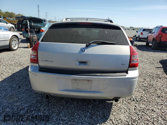 2005 Dodge Magnum RT z VIN 2D8GV58285H636754, wystawiony jako Copart lot #47697955 z przebiegiem 150 660 mil mil oraz Szkoda całkowita • Salvage title. Historia ofert i sprzedaży dostępna na DreamBid. Obrazek 6.