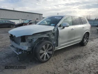 2022 Volvo XC90 Inscription with VIN YV4A22PL3N1792959, listed as a Copart auction lot 83015304 with 33,243 mi miles and Salvage Title. Bid and sale history available at carsss.com. Image 1.