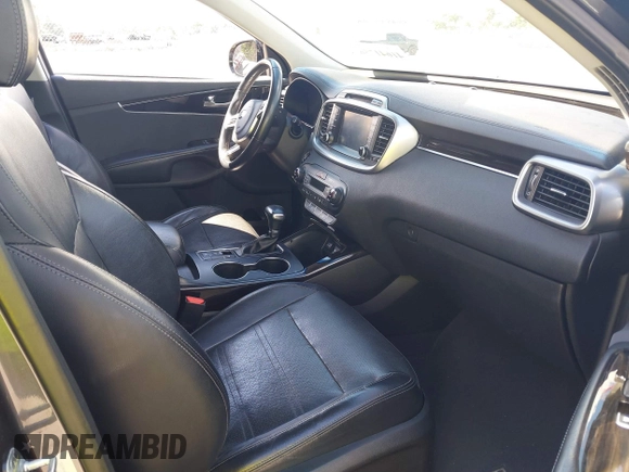 2019 Kia Sorento EX V6 with VIN 5XYPH4A55KG457294, listed as a IAAI auction lot 41641756 with 104,388 mi miles. Bid and sale history available at carsss.com. Image 5.