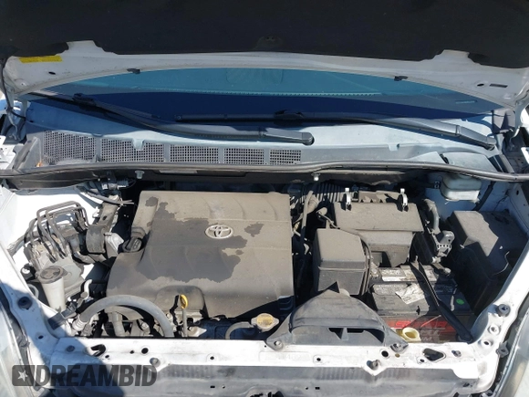 2012 Toyota Sienna XLE AAS with VIN 5TDYK3DC6CS240285, listed as a IAAI auction lot 42778248 with 122,091 mi miles and . Bid and sale history available at DreamBid. Image 10.