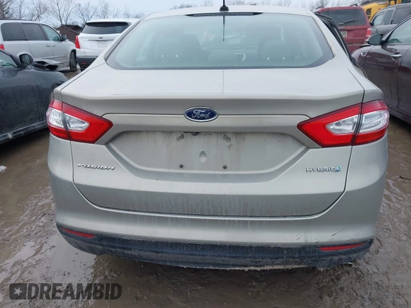 2015 Ford Fusion S Hybrid with VIN 3FA6P0UU4FR111409, listed as a IAAI auction lot 41447316 with 150,068 mi miles. Bid and sale history available at carsss.com. Image 16.