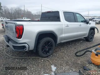 2022 GMC Sierra 1500 Limited Elevation with VIN 3GTU9CED7NG184649, listed as a IAAI auction lot 41453442 with 56,197 mi miles. Bid and sale history available at carsss.com. Image 4.