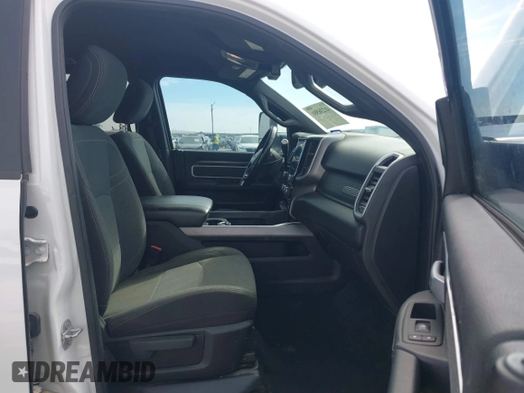 2020 Ram 2500 Big Horn with VIN 3C6UR5DL1LG115089, listed as a IAAI auction lot 41236581 with 90,797 mi miles. Bid and sale history available at carsss.com. Image 5.