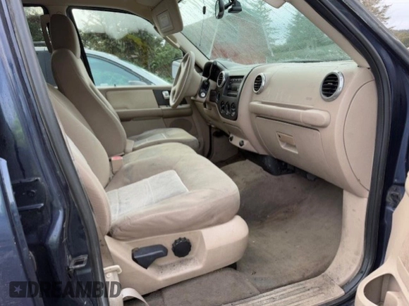 2003 Ford Expedition Special Service with VIN 1FMPU16L93LC21489, listed as a Copart auction lot 85745064 with 160,945 mi miles and Salvage Title. Bid and sale history available at carsss.com. Image 5.