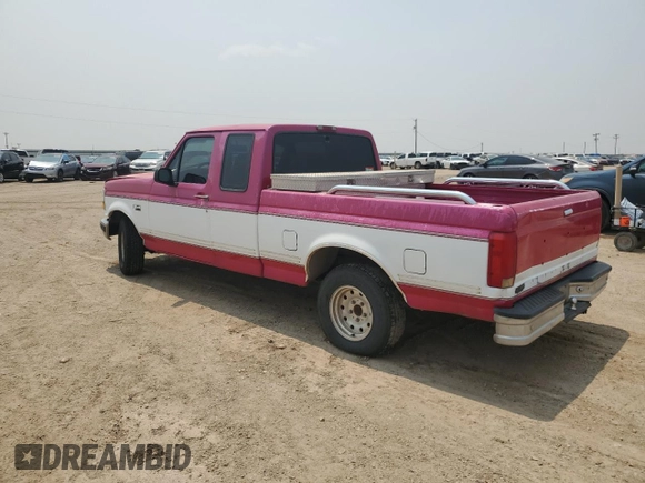 1994 Ford F-150 with VIN 1FTEX15N0RKA68814, listed as a Copart auction lot 62187354 with 181,561 mi miles and Clean Title. Bid and sale history available at carsss.com. Image 2.