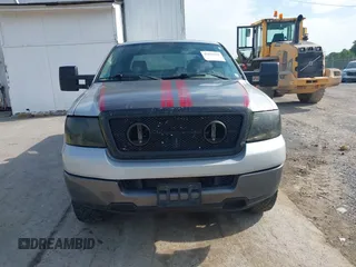 2005 Ford F-150 STX с VIN 1FTRX14W85FB40602, выставлен на аукционе IAAI как лот 42659636 с пробегом 164 431 миль миль и . История ставок и продаж доступна на DreamBid. Изображение 12.