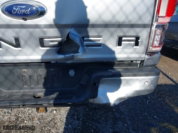 2020 Ford Ranger XL with VIN 1FTER4FH0LLA38055, listed as a IAAI auction lot 41611228 with 100,269 mi miles. Bid and sale history available at carsss.com. Image 18.