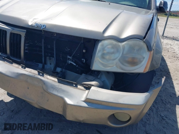 2005 Jeep Grand Cherokee Laredo with VIN 1J4HS48NX5C656582, listed as a IAAI auction lot 42079746 with Not Provided miles and . Bid and sale history available at DreamBid. Image 6.