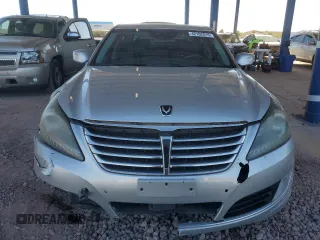 2014 Hyundai Equus Ultimate z VIN KMHGH4JH8EU080596, wystawiony jako Copart lot #42102015 z przebiegiem 248 038 mil mil oraz Szkoda całkowita • Salvage title. Historia ofert i sprzedaży dostępna na DreamBid. Obrazek 5.