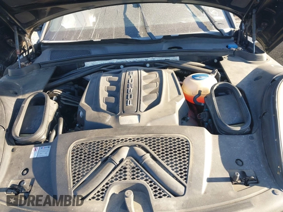 2015 Porsche Macan S with VIN WP1AB2A53FLB52686, listed as a IAAI auction lot 41769132 with 55,127 mi miles. Bid and sale history available at carsss.com. Image 10.