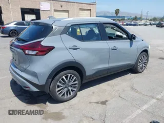 2024 Nissan Kicks SV с VIN 3N1CP5CV4RL534540, выставлен на аукционе IAAI как лот 42283149 с пробегом 11 163 миль миль и . История ставок и продаж доступна на DreamBid. Изображение 4.
