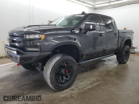 2020 Chevrolet Silverado 1500 LTZ with VIN 1GCUYGEL2LZ104009, listed as a Copart auction lot 68456944 with 39,001 mi miles and Salvage Title. Bid and sale history available at DreamBid. Image 1.