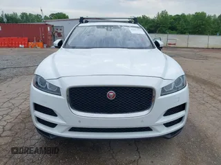 2018 Jaguar F-Pace 25t Premium z VIN SADCJ2FX8JA329233, wystawiony jako IAAI lot #42152159 z przebiegiem 129 454 mil mil oraz . Historia ofert i sprzedaży dostępna na DreamBid. Obrazek 12.