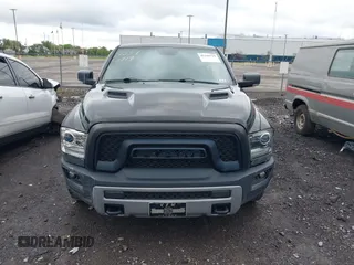 2016 Ram 1500 Rebel z VIN 1C6RR7YT0GS100285, wystawiony jako IAAI lot #42346719 z przebiegiem 103 309 mil mil oraz . Historia ofert i sprzedaży dostępna na DreamBid. Obrazek 12.