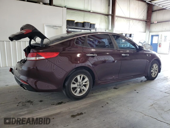 2018 Kia Optima LX z VIN 5XXGT4L37JG222263, wystawiony jako Copart lot #59760854 z przebiegiem 87 699 mil mil oraz Szkoda całkowita • Salvage title. Historia ofert i sprzedaży dostępna na DreamBid. Obrazek 3.