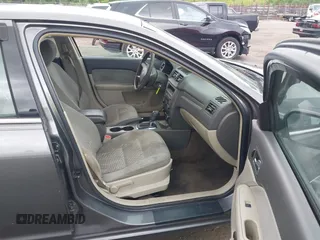 2012 Ford Fusion SE with VIN 3FAHP0HA1CR312687, listed as a IAAI auction lot 42342538 with 216,914 mi miles and . Bid and sale history available at DreamBid. Image 5.