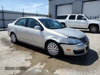 2010 Volkswagen Jetta S with VIN 3VWJX7AJ8AM078912, listed as a Copart auction lot 53741805 with Not provided miles and Salvage title. Bid and sale history available at DreamBid. Image 4.