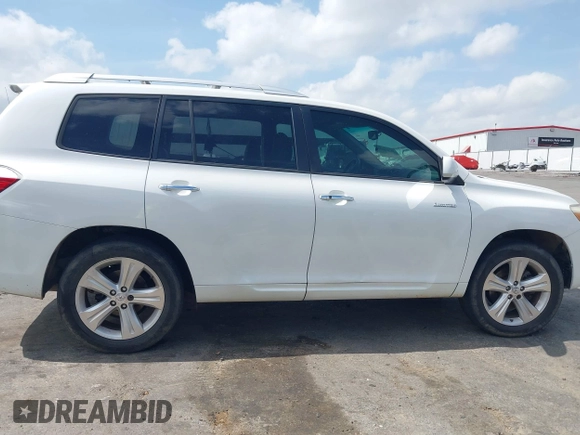 2010 Toyota Highlander Limited with VIN 5TDYK3EH5AS016027, listed as a IAAI auction lot 41721632 with 224,068 mi miles and . Bid and sale history available at DreamBid. Image 13.