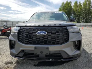 2025 Ford Explorer ST-Line with VIN 1FMUK8KH8SGB46603, listed as a Copart auction lot 63340675 with 2,213 mi miles and Salvage title. Bid and sale history available at DreamBid. Image 5.