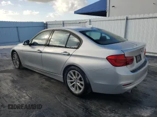 2018 BMW 3 Series 320i with VIN WBA8E1G50JNU90811, listed as a Copart auction lot 44900865 with 74,859 mi miles and Clean Title. Bid and sale history available at carsss.com. Image 2.